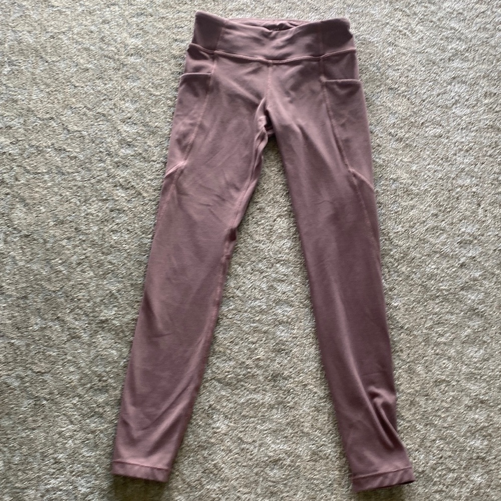 Athleta girls stash your treasures legging. Size 8-10